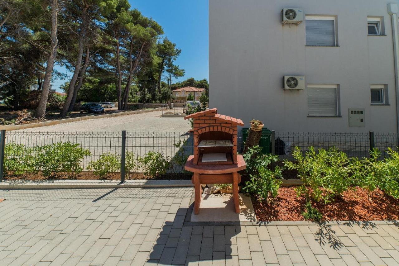 Apartments Djian Vir Dış mekan fotoğraf