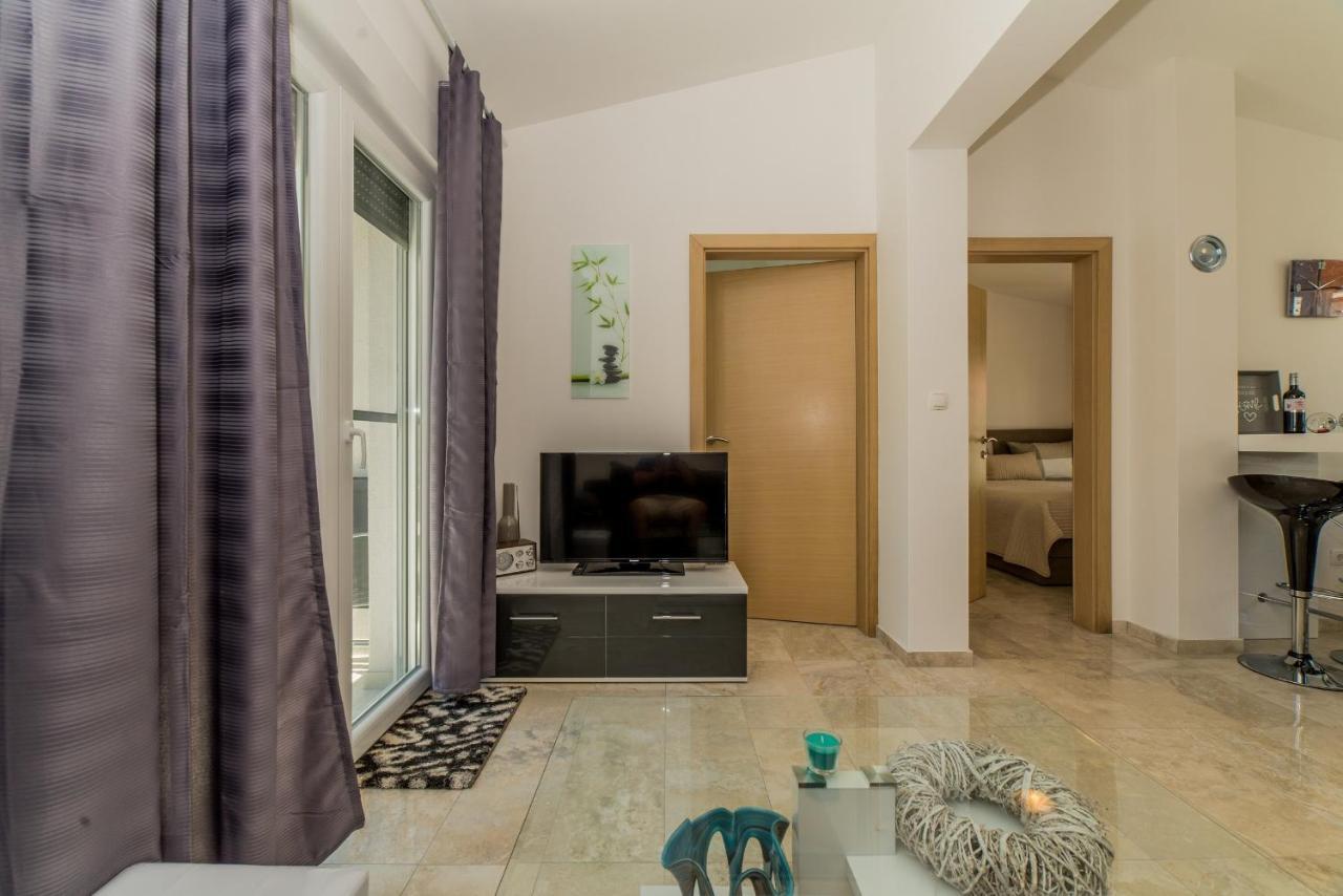 Apartments Djian Vir Dış mekan fotoğraf