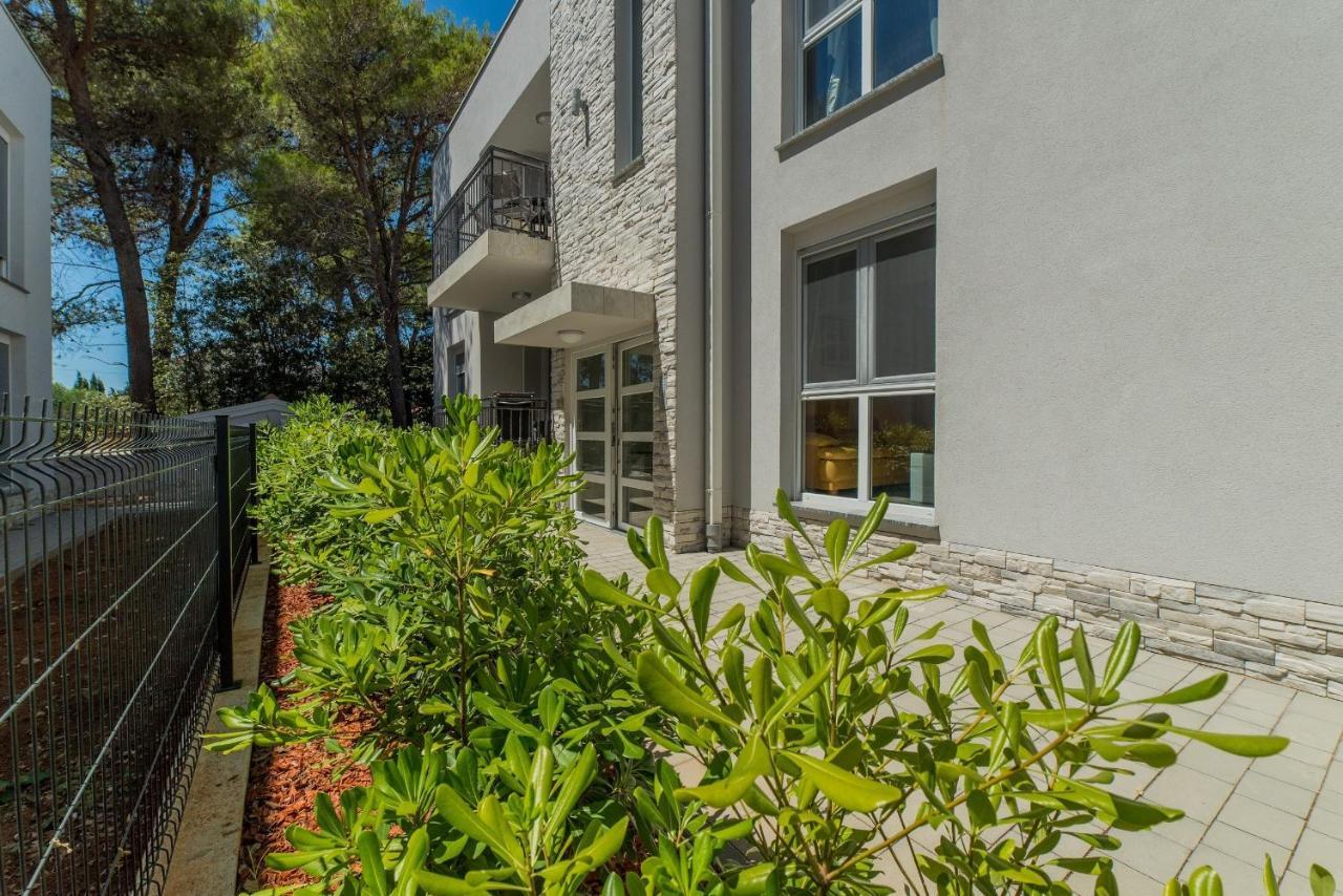 Apartments Djian Vir Dış mekan fotoğraf
