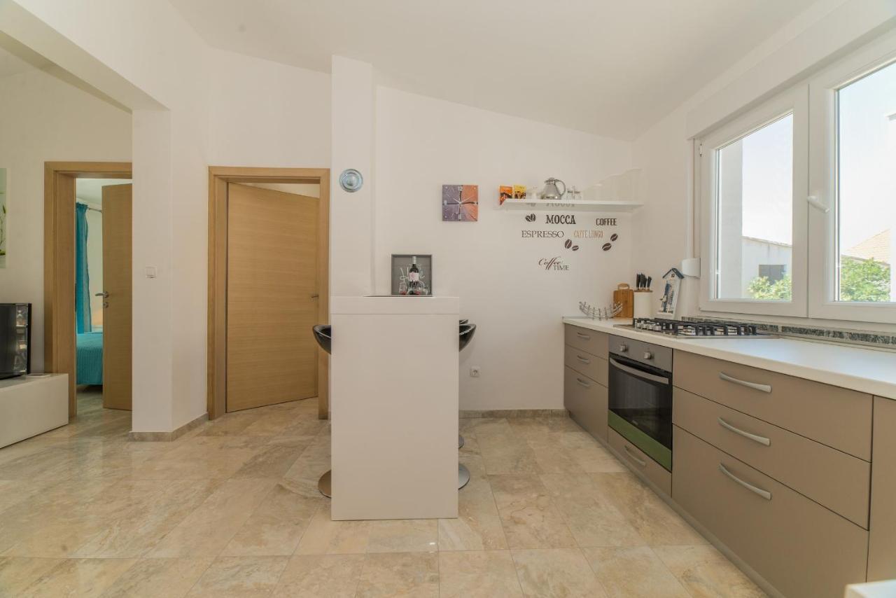 Apartments Djian Vir Dış mekan fotoğraf